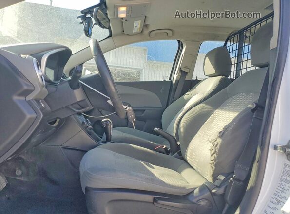 1G1JG6SH3J4105284 2018 CHEVROLET SONIC White 