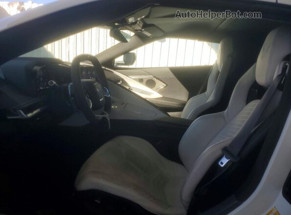 1G1YB3D43M5113955 2021 CHEVROLET CORVETTE White Widok wnętrza z przodu