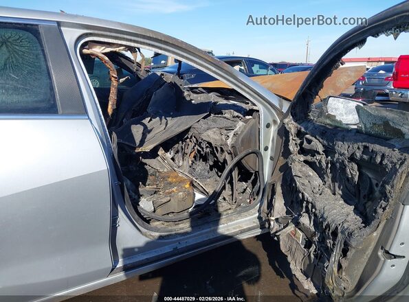 1G1ZB5ST8GF336355 2016 CHEVROLET MALIBU Silver Widok wnętrza z przodu
