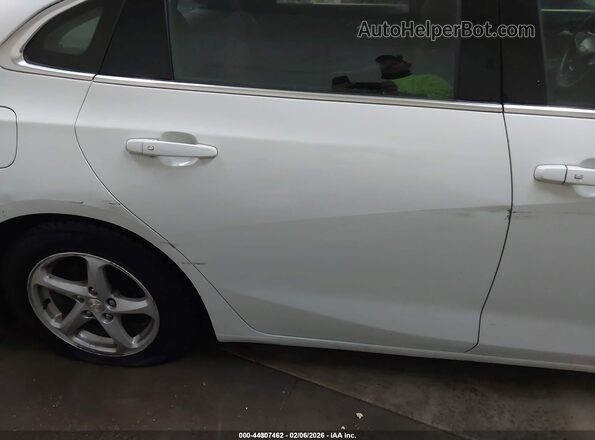 1G1ZC5ST5HF221680 2017 CHEVROLET MALIBU White 