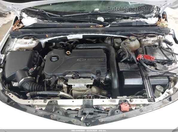 1G1ZD5ST4JF149387 2018 CHEVROLET MALIBU White Widok z tyłu