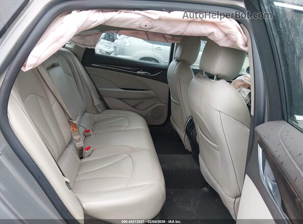 1G4ZN5SS7KU125976 2019 BUICK LACROSSE Gray Widok naklejki z numerem VIN