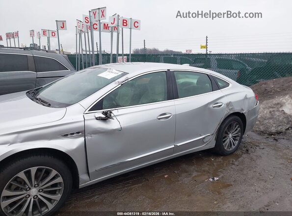 1G4ZP5SS0JU146581 2018 BUICK LACROSSE Silver Вид спереду