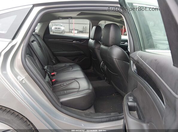 1G4ZR5SSXHU154594 2017 BUICK LACROSSE Tan Vista de la etiqueta del VIN