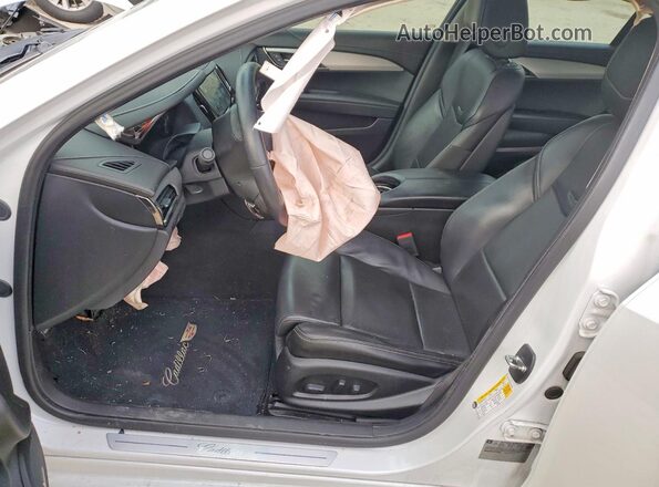1G6AG5SS7J0138490 2018 CADILLAC ATS Белый Вид салона спереди