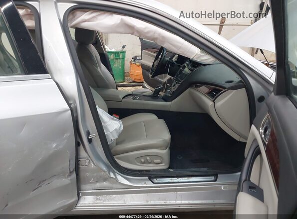 1G6AW5SX6G0197084 2016 CADILLAC CTS Silver Вид салону спереду