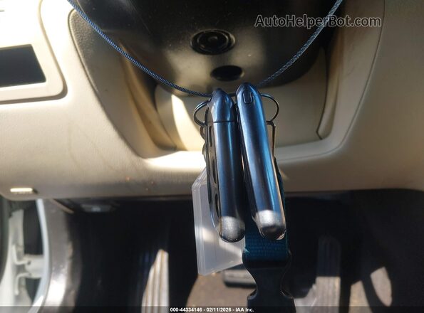 1G6AX5SX6H0168618 2017 CADILLAC CTS Белый Вид панели приборов