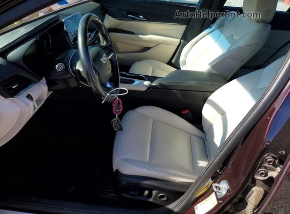 1G6DA5RK4L0155335 2020 CADILLAC CT4 Purple Widok wnętrza z przodu