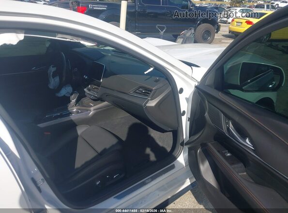 1G6DC5RK7R0114944 2024 CADILLAC CT4 White Widok wnętrza z przodu
