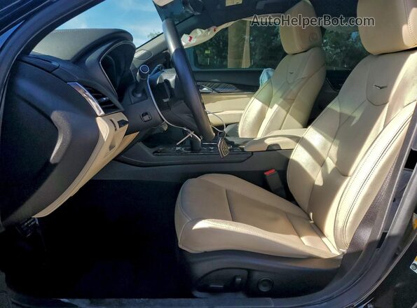 1G6DN5RK0P0104831 2023 CADILLAC CT5 Black Front interior view