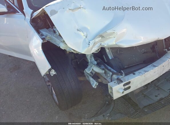 1G6DN5RKXM0111880 2021 CADILLAC CT5 White Widok z przodu