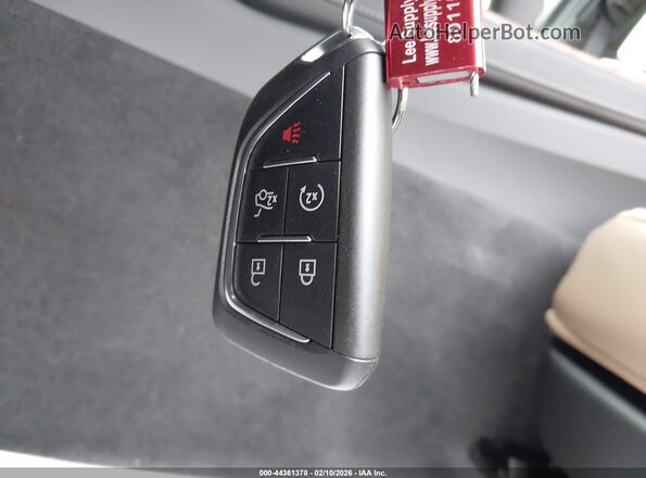 1G6DN5RW9T0106817 2026 CADILLAC CT5 Серый Вид панели приборов