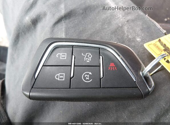 1G6DS5RK3P0139744 2023 CADILLAC CT5 Silver Առջևի վահանակի տեսք