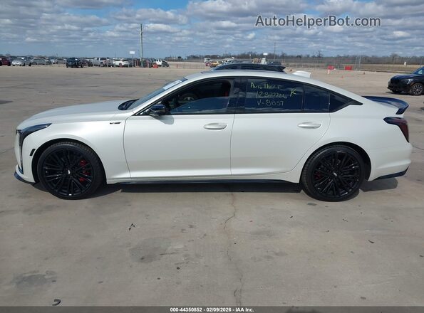 1G6DV5RW0S0108857 2025 CADILLAC CT5 White Vista interior de 360 grados
