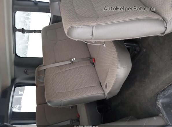 1GAWGEFFXG1315609 2016 CHEVROLET EXPRESS White Widok tylnych siedzeń