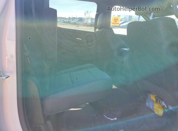 1GC10VEL0RU201729 2024 CHEVROLET SILVERADO White Widok tylnych siedzeń