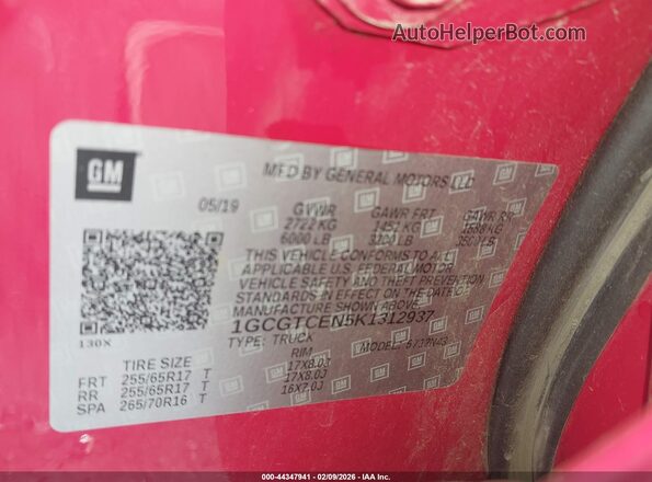 1GCGTCEN5K1312937 2019 CHEVROLET COLORADO Red Engine compartment view