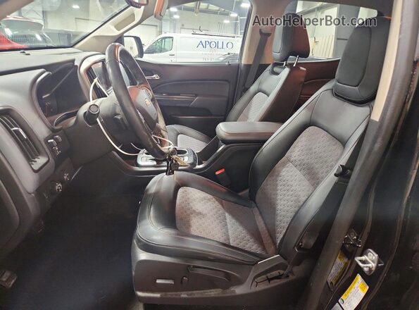 1GCGTDEN0H1277397 2017 CHEVROLET COLORADO Black წინა სალონის ხედი