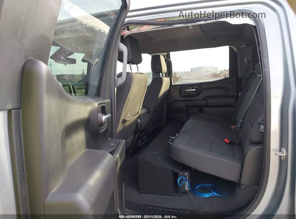 1GCPDBEK7PZ141503 2023 CHEVROLET SILVERADO Silver VIN կոդի պիտակի տեսք