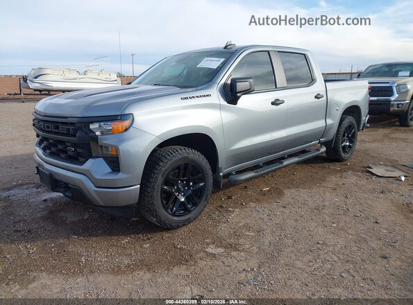 1GCPDBEK7PZ141503 2023 CHEVROLET SILVERADO Silver Առջևի ձախ երեք քառորդ տեսարան