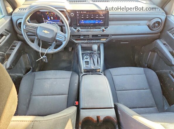 1GCPTBEK3P1269559 2023 CHEVROLET COLORADO Белый Вид панели приборов