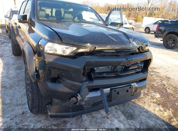 1GCPTEEK1R1274599 2024 CHEVROLET COLORADO Black Widok z przodu