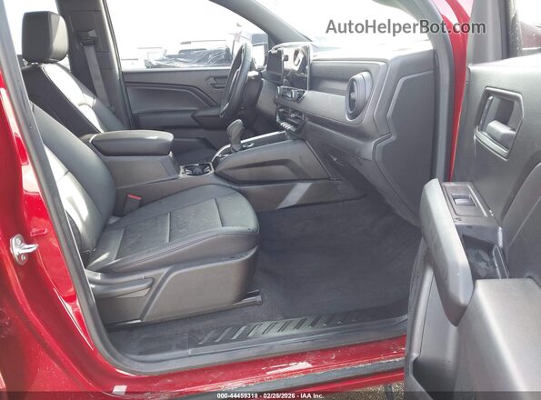 1GCPTEEK3T1124162 2026 CHEVROLET COLORADO Red Vista interior delantera