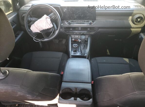 1GCPTEEKXP1176507 2023 CHEVROLET COLORADO White Widok deski rozdzielczej