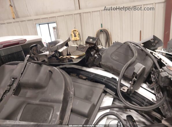1GCRYEED2KZ390882 2019 CHEVROLET SILVERADO White Widok zestawu wskaźników
