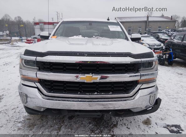 1GCVKREC3HZ300923 2017 CHEVROLET SILVERADO White Vista interior trasera