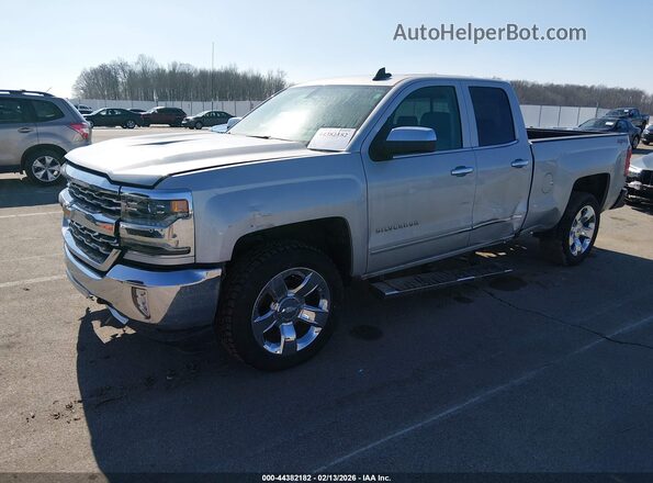 1GCVKSEC0JZ206673 2018 CHEVROLET SILVERADO Silver Przód lewy