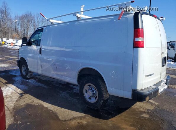 1GCWGAFF3H1337078 2017 CHEVROLET EXPRESS White Trasero izquierdo