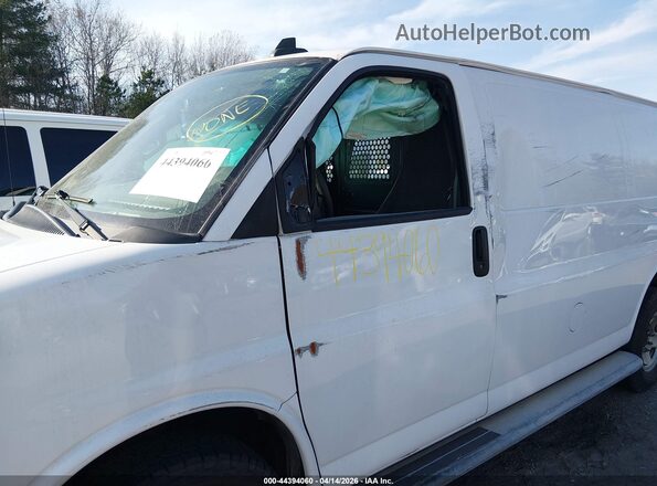 1GCWGAFG3K1370811 2019 CHEVROLET EXPRESS White 