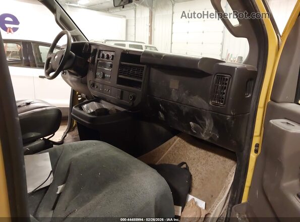 1GCWGAFP2K1338738 2019 CHEVROLET EXPRESS Yellow 