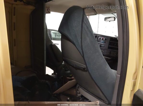 1GCWGAFP2K1338738 2019 CHEVROLET EXPRESS Yellow 