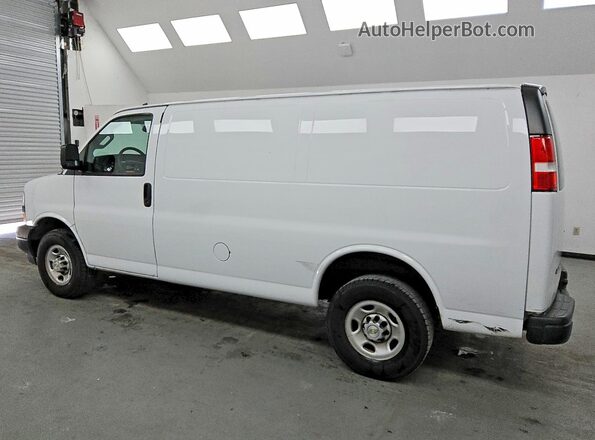 1GCWGAFP8N1217877 2022 CHEVROLET EXPRESS White Rear left