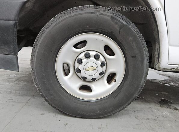 1GCWGAFP8N1217877 2022 CHEVROLET EXPRESS White 