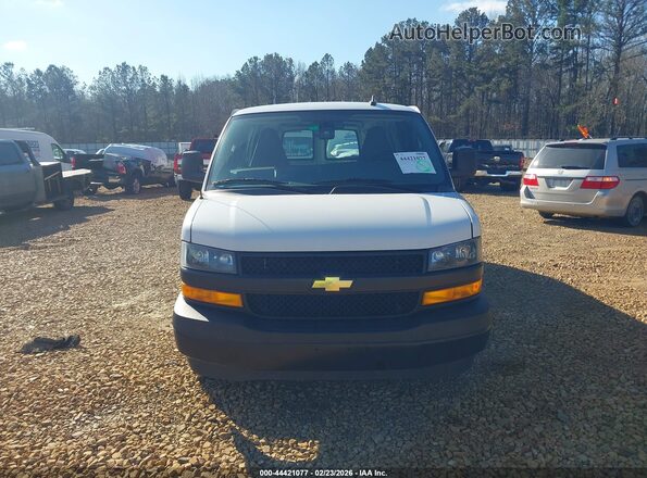1GCZGHFP2N1165183 2022 CHEVROLET EXPRESS White Սարքավորումների վահանակի տեսք