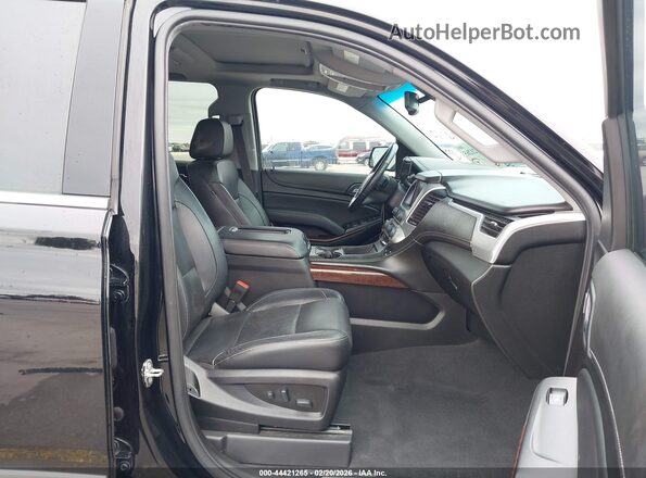 1GKS1GKC0LR129057 2020 GMC YUKON Черный Вид салона спереди