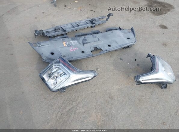 1GKS2CKJ0LR202805 2020 GMC YUKON Gray ხელსაწყოთა პანელის ხედი