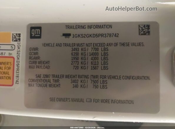 1GKS2GKD5PR378742 2023 GMC YUKON White Vista del compartimento del motor