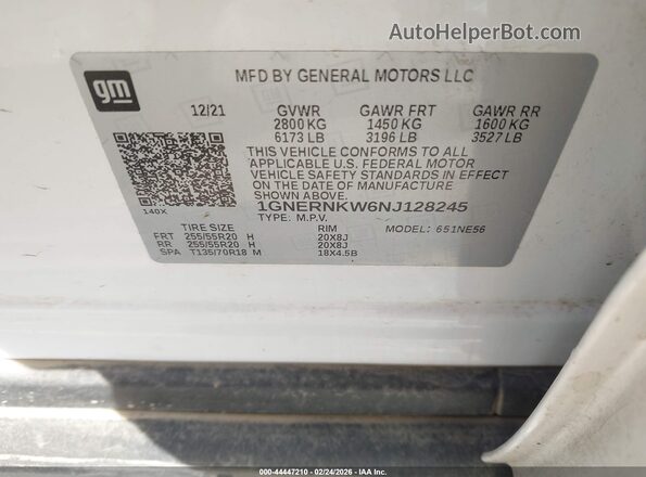 1GNERNKW6NJ128245 2022 CHEVROLET TRAVERSE Белый Вид подкапотного пространства