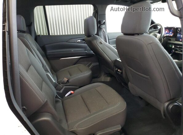 1GNEVGRSXSJ122597 2025 CHEVROLET TRAVERSE White Vista interior trasera