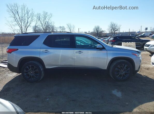 1GNEVJKW8LJ273563 2020 CHEVROLET TRAVERSE Серебряный Вид задней части салона