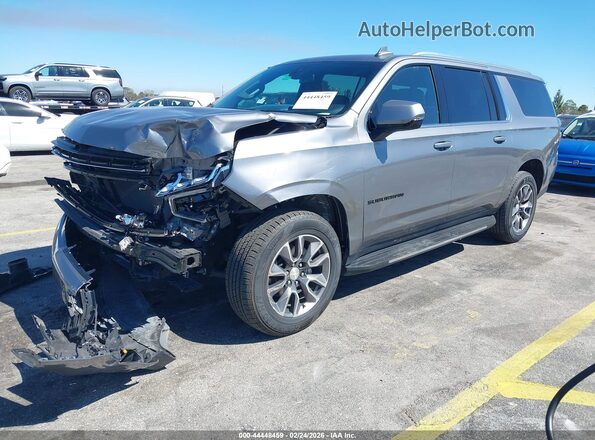 1GNSCCKD2NR302725 2022 CHEVROLET SUBURBAN Gray წინა მარცხენა ხედი სამი მეოთხედიდან