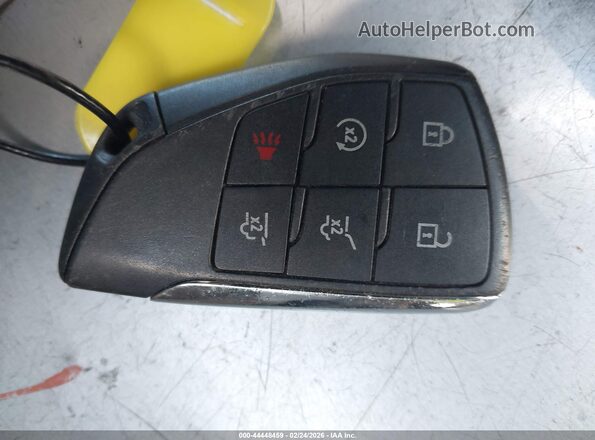 1GNSCCKD2NR302725 2022 CHEVROLET SUBURBAN Gray წინა პანელის ხედი