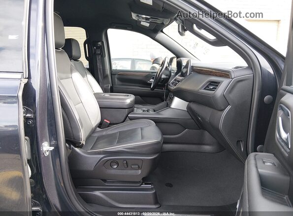 1GNSCFKD1PR135729 2023 CHEVROLET SUBURBAN Black Widok wnętrza z przodu