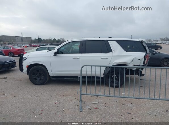1GNSCLED3NR129244 2022 CHEVROLET TAHOE Белый Вид задней части салона