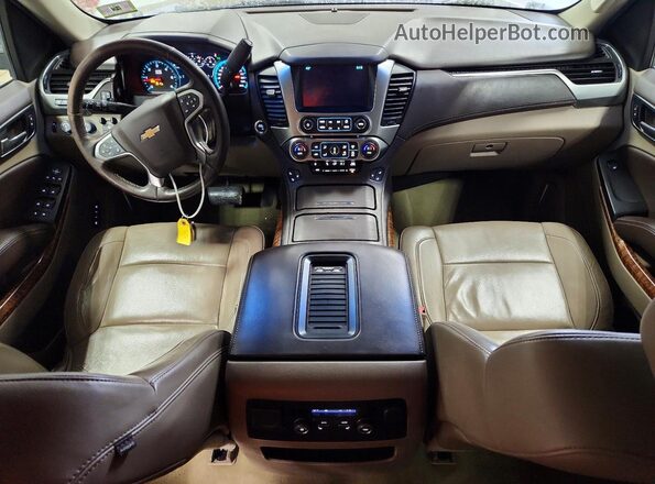 1GNSKJKC9GR274875 2016 CHEVROLET SUBURBAN White Widok deski rozdzielczej