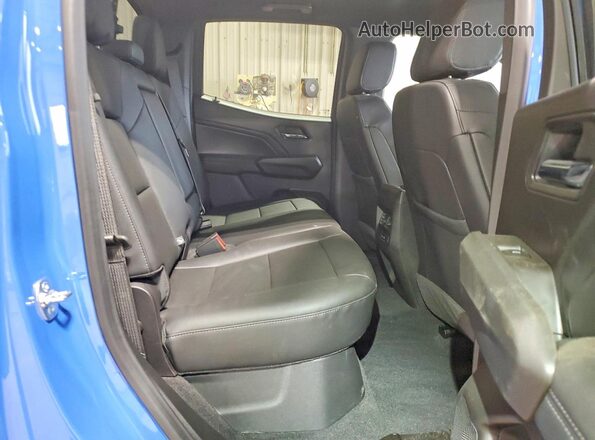 1GTP2BEK0T1140627 2026 GMC CANYON Blue Հետևի նստատեղերի տեսք